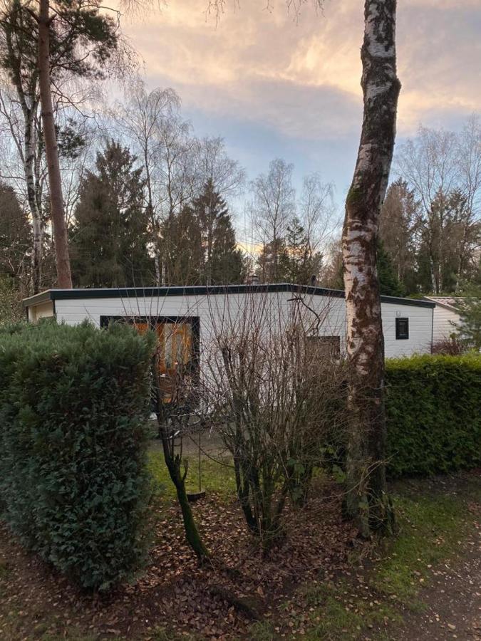 Sfeervolle Chalet Op De Veluwe In Hoenderloo Hotel Zewnętrze zdjęcie