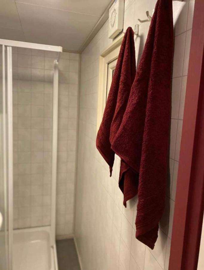 Sfeervolle Chalet Op De Veluwe In Hoenderloo Hotel Zewnętrze zdjęcie