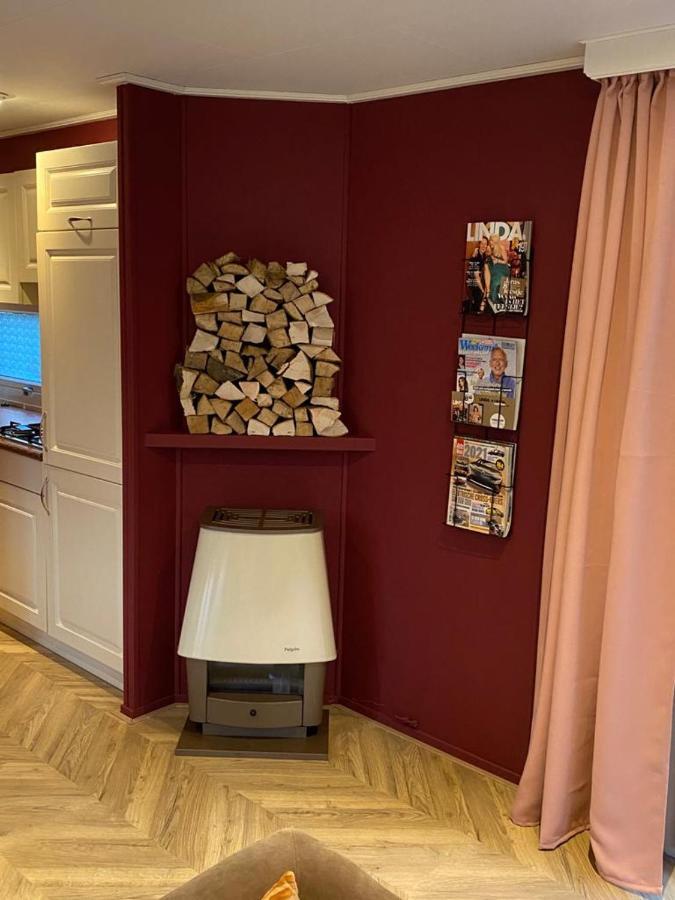 Sfeervolle Chalet Op De Veluwe In Hoenderloo Hotel Zewnętrze zdjęcie